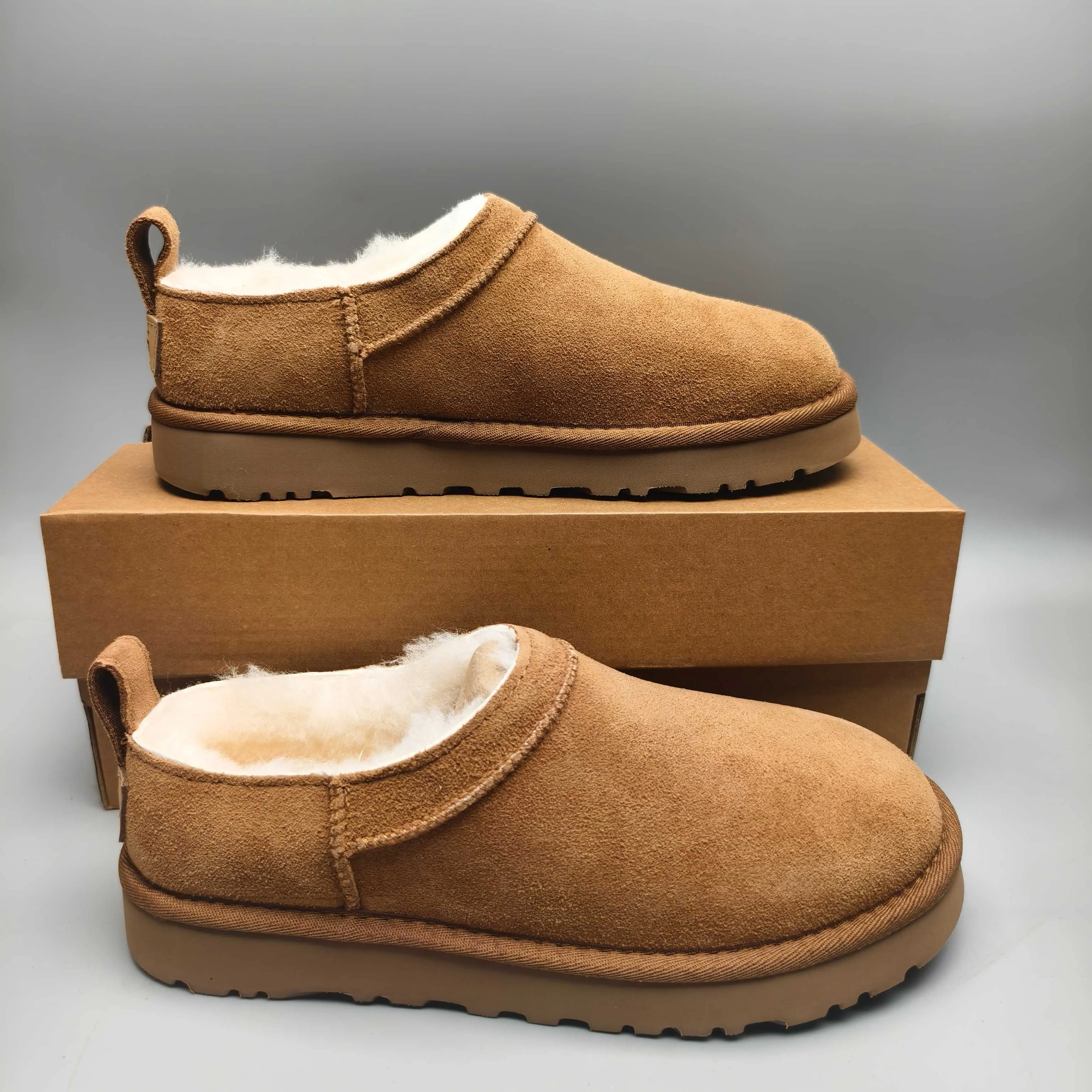 💰420 UGG sheepskin all-in-one snow boots 3891 one-legged classic women's shoes. Color: maroon, black, sand, twilight pink, chocolate. Matching sizes: 35-41